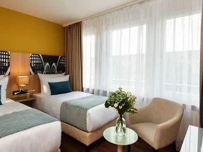 Hotel Leonardo Elbbruecken 4*