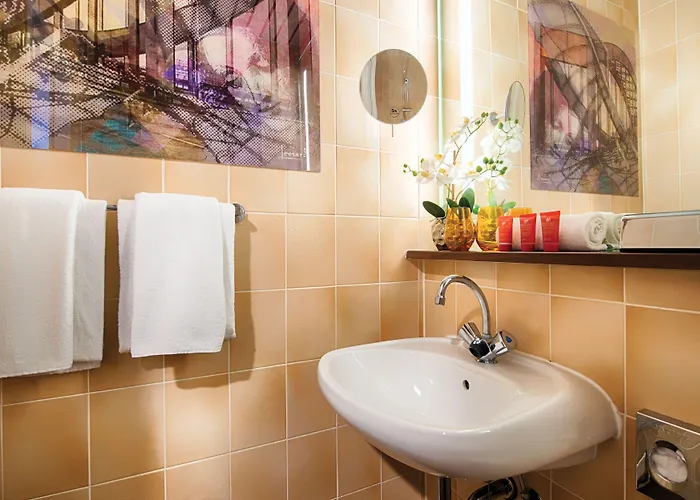 Hotel Leonardo Elbbruecken 4*