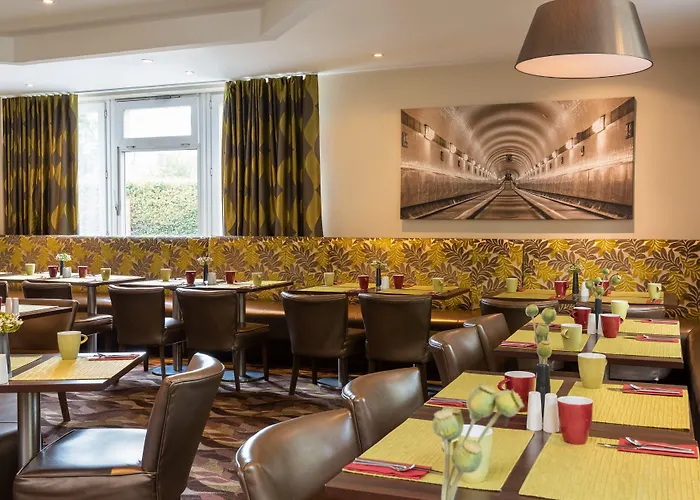Hotel Leonardo Elbbruecken 4*