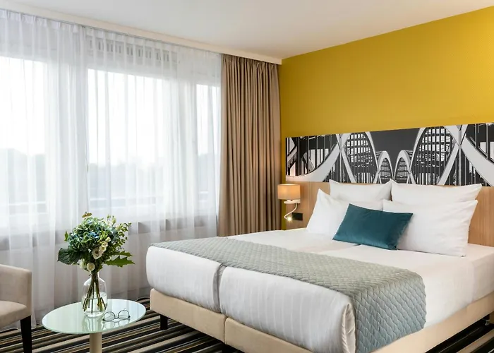 Hotel Leonardo Elbbruecken 4*